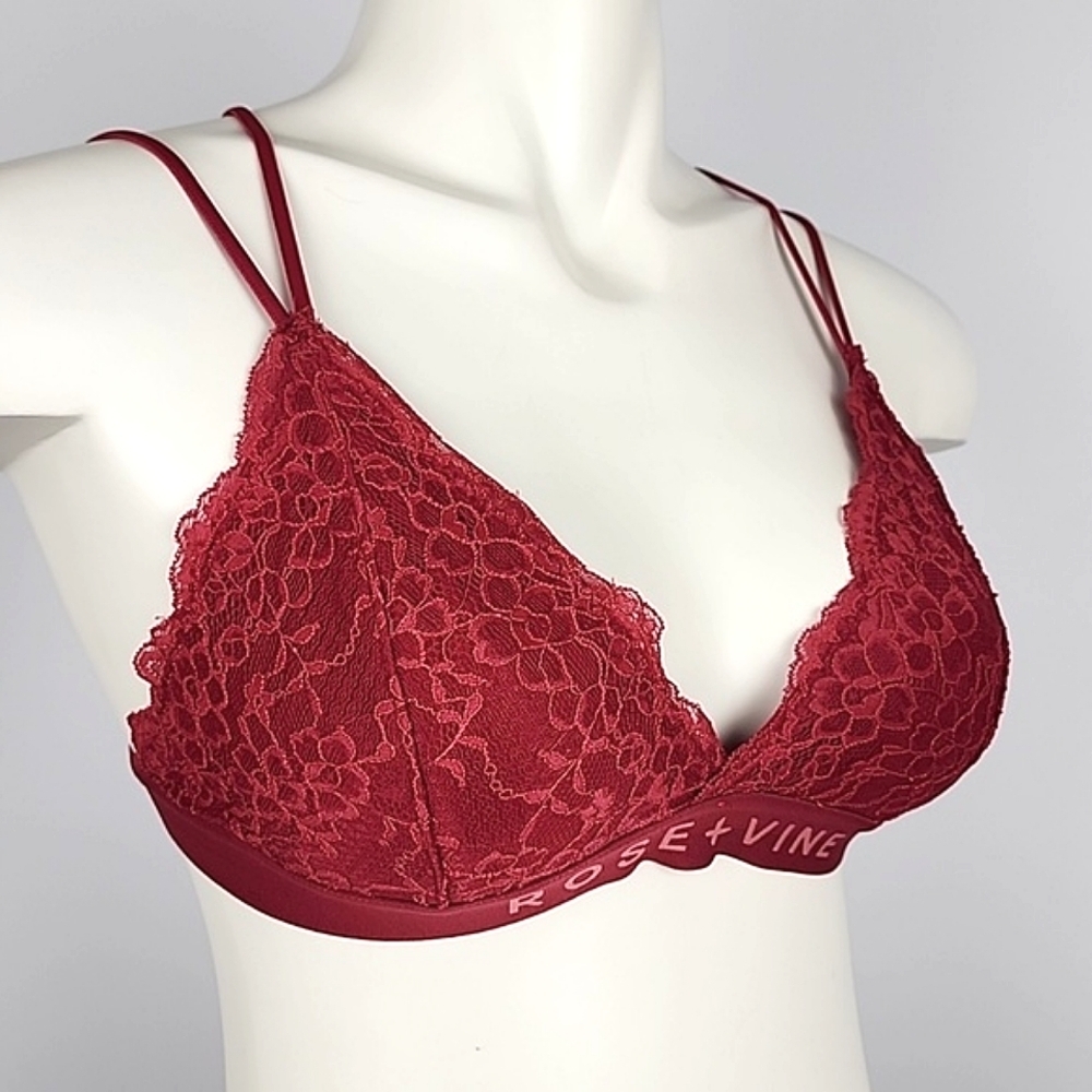 ⭐️2 / $30⭐️ Rose + Vine Red Lace Padded Criss Cross Split Straps Bralette L - XL